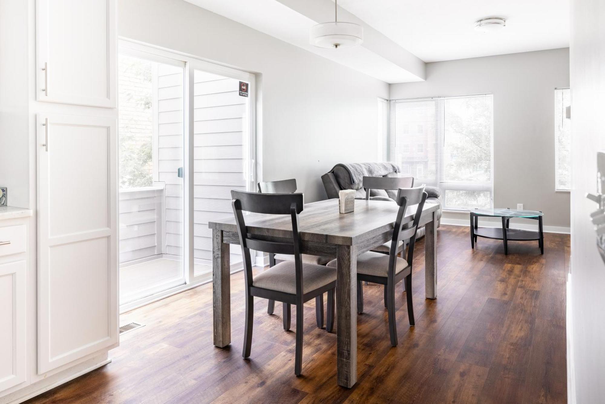 Luxury Downtown Townhome Unit 14 Cleveland Exterior foto